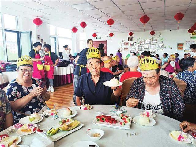 太原：幸福養(yǎng)老就在家門(mén)口(圖2)